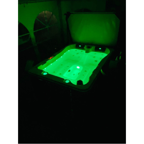 Perfect Spa masažni bazen Key West
