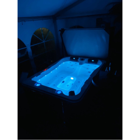 Perfect Spa masažni bazen Key West