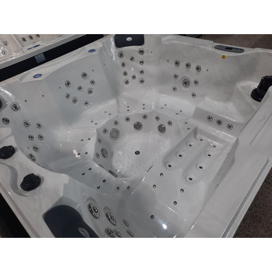 Perfect Spa masažni bazen Boston Premium