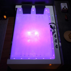 Masažna kada Nike Masažna kada Nike